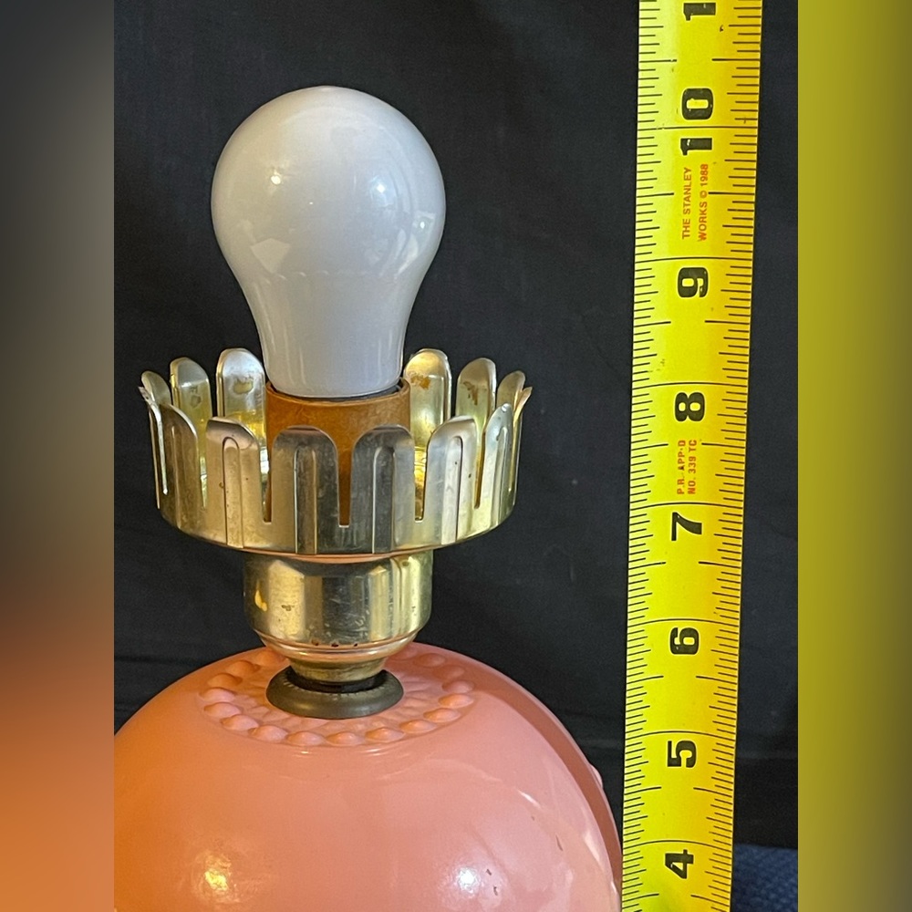 Vintage Pink Glass Lamp.  Missing top diffuser/globe - Picture 5 of 8